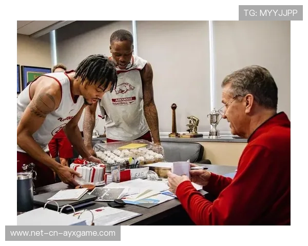 NCAA大学篮球超级新秀宣布转会声明，ncaa明星球员在大学